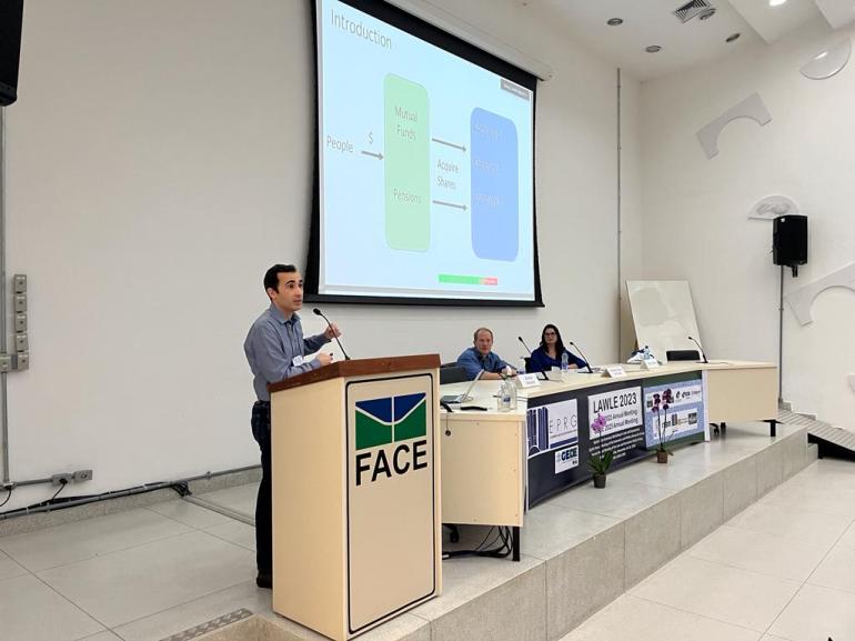 WhatsApp Image 2023-12-03 at 13.03.47 (14)